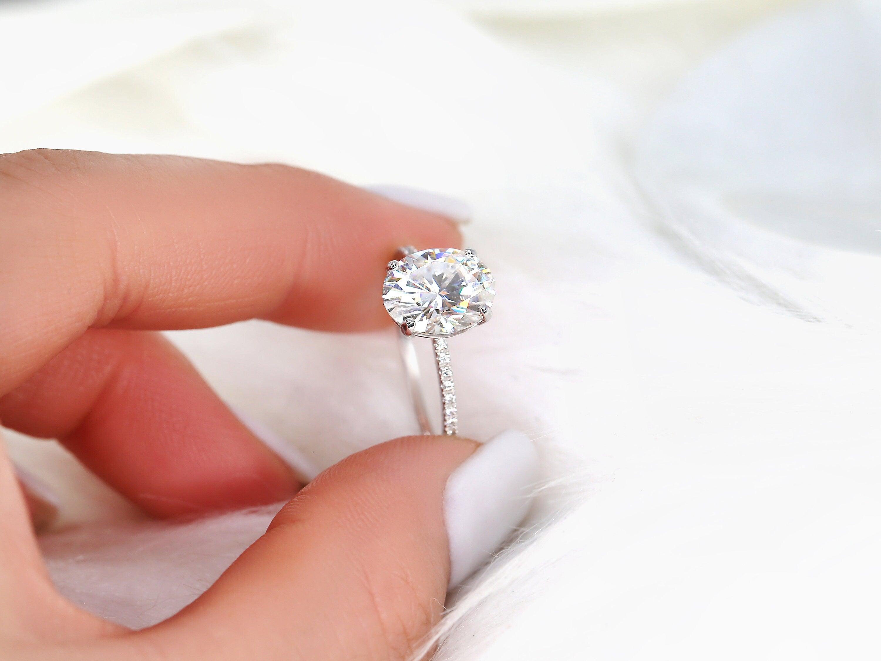 3ct Darcy 10x8mm 14kt NEO Moissanite Diamond Oval Accent Solitaire Ring