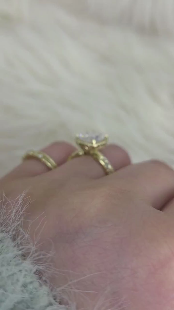 3ct Laverna 10x8mm & Arlo 14kt Antique Cushion Cut Moissanite Bridal Set,Cushion Engagement Ring Set,Unique Engagement Ring Set,Button Back