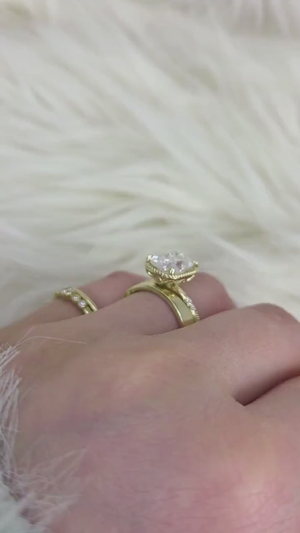 3ct Laverna 10x8mm & Cerys 14kt Antique Cushion Cut Moissanite Bridal Set,Cushion Engagement Ring Set,Unique Engagement Ring Set,Button Back