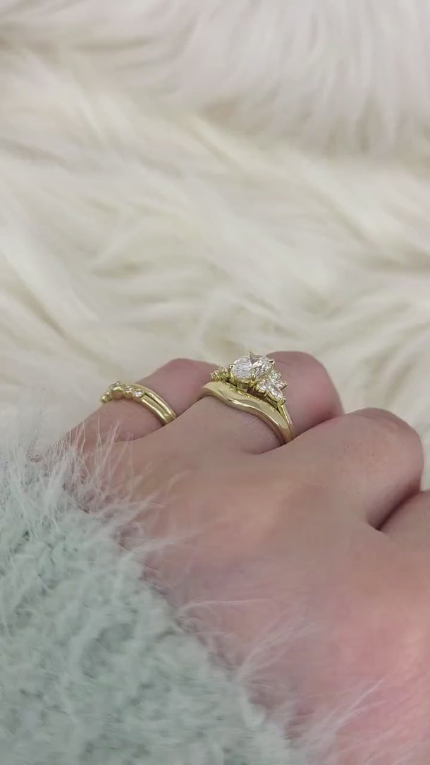 1ct Wisteria & Mabel 14kt Gold Diamond Cluster Bridal Set video