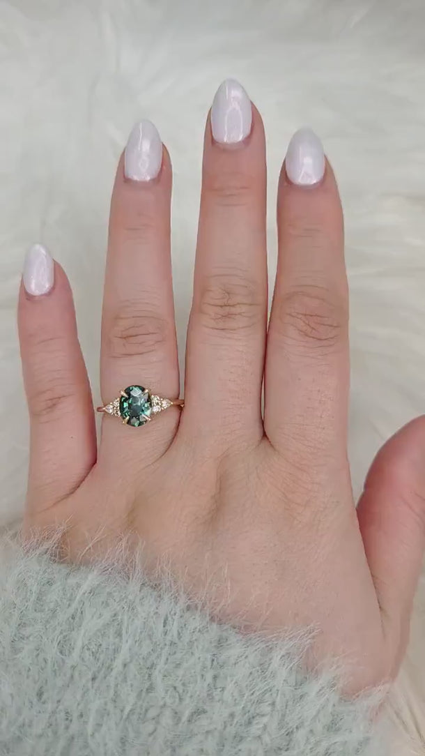 2.14ct Cinderella 14kt Gold Peacock Teal Sapphire Diamond Oval Cluster Ring,Sapphire Engagement Ring,Anniversary Ring,Unique Sapphire Ring