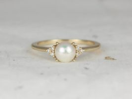 Rosados Box Mio 6mm14kt Yellow Gold Pearl Sapphire Cluster 3 Stone Ring 